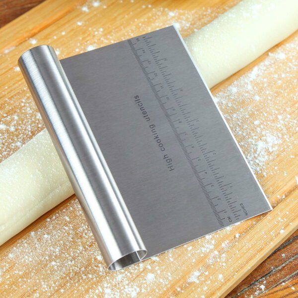 Stainless Steel Pastry Spatulas Cutter With Scale Pizza Dough Scraper Fondant Cake Decoration Tools Baking Kitchen Accessories Dough Cake Stainless Steel Pizza Flour Tool Cutter Chopper Scraper - Image 2